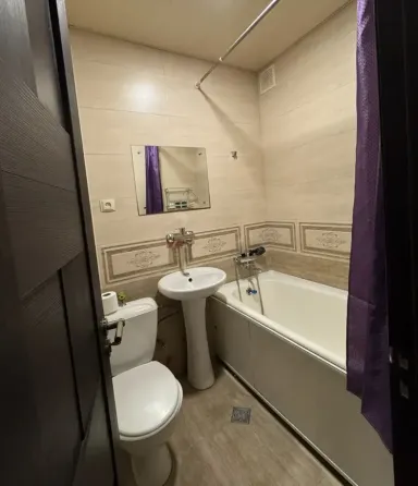 ქირავდება 2 ოთახიანი ბინა 55მ² 7/9 სართ თბილისი