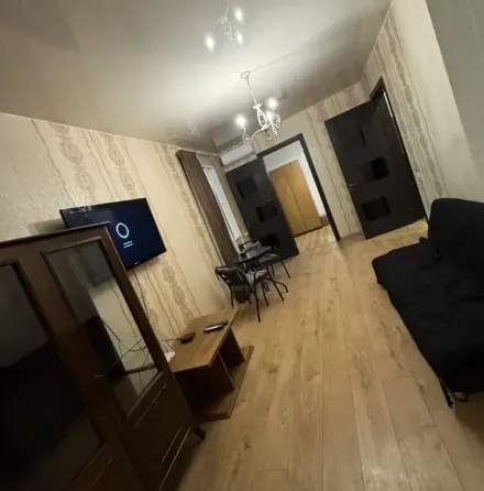 ქირავდება 2 ოთახიანი ბინა 52მ² 2/4 სართ თბილისი