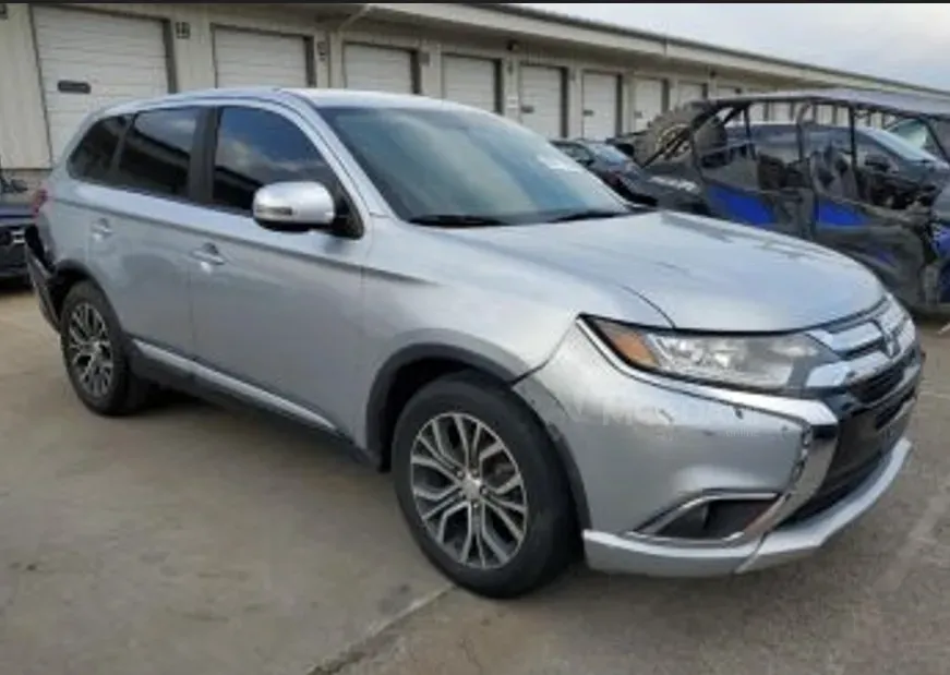 Mitsubishi Outlander 2017 Tbilisi - photo 3