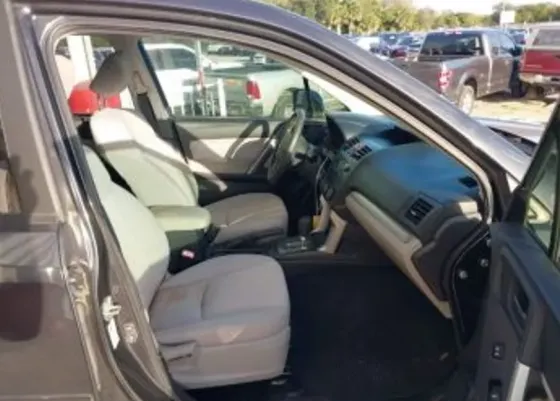 Subaru Forester 2014 Tbilisi