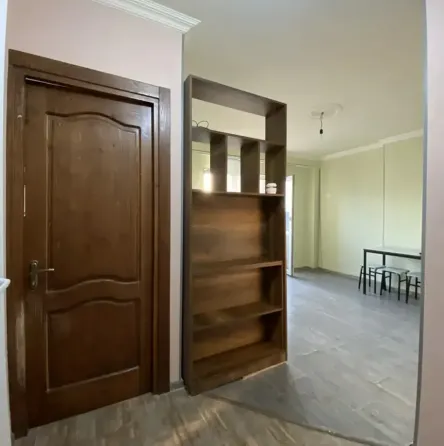 ქირავდება 2 ოთახიანი ბინა 50მ² 6/9 სართ თბილისი