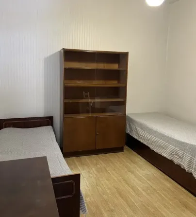 ქირავდება 2 ოთახიანი ბინა 25მ² 1/1 სართ თბილისი