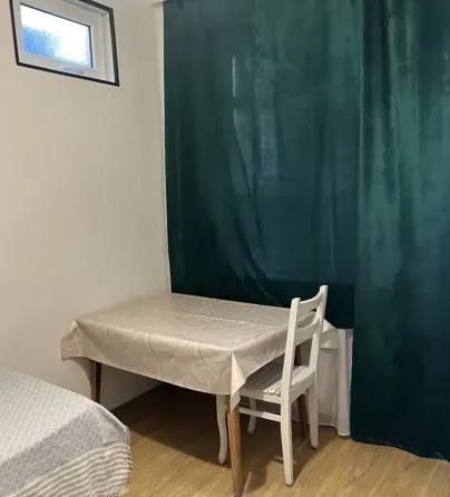 ქირავდება 2 ოთახიანი ბინა 25მ² 1/1 სართ თბილისი