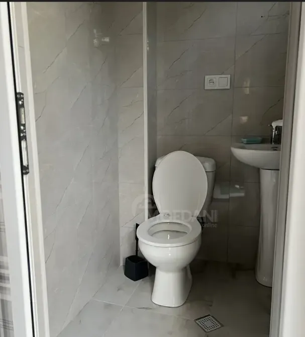 ქირავდება 2 ოთახიანი ბინა 25მ² 1/1 სართ თბილისი - photo 5