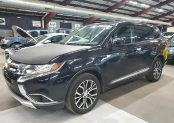 Mitsubishi Outlander 2017 Тбилиси