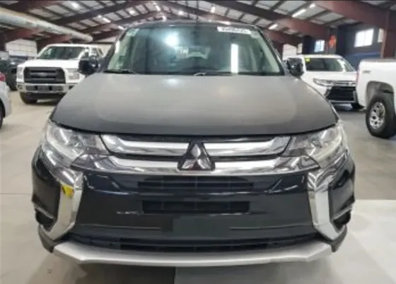 Mitsubishi Outlander 2017 Тбилиси