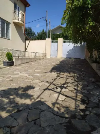 Сдам Дом 250м² Тбилиси