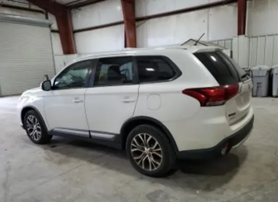Mitsubishi Outlander 2016 Тбилиси