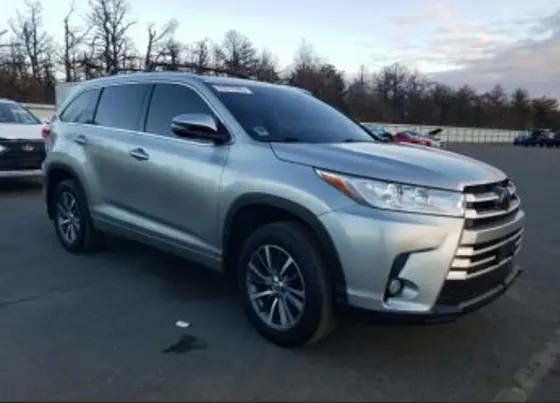 Toyota Highlander 3.5L 2018 თბილისი