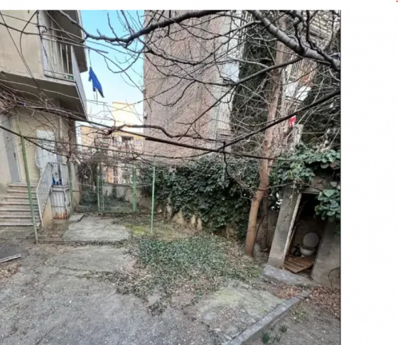 იყიდება 2 ოთახიანი ბინას 69მ² 1/2 სართ თბილისი