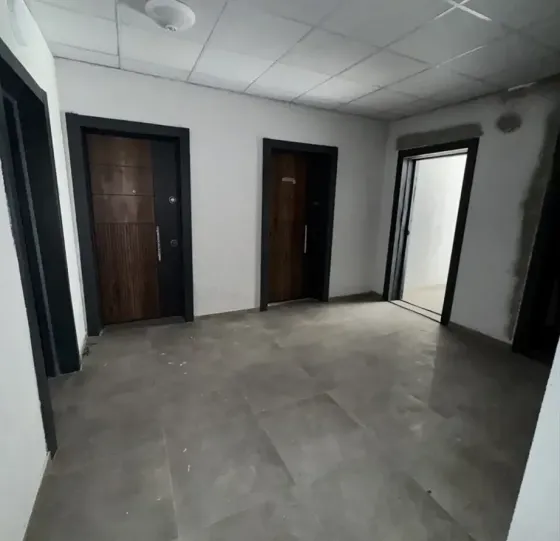 იყიდება 3 ოთახიანი ბინას 80მ² 2/16 სართ თბილისი