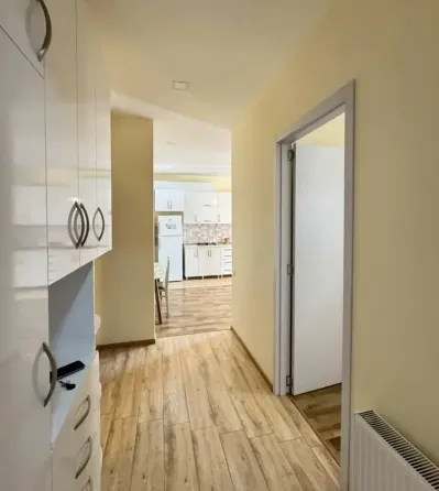 იყიდება 2 ოთახიანი ბინას 56მ² 11/18 სართ თბილისი