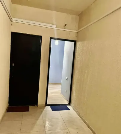 იყიდება 2 ოთახიანი ბინას 48მ² 9/10 სართ თბილისი