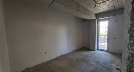 იყიდება 3 ოთახიანი ბინას 81მ² 3/12 სართ თბილისი