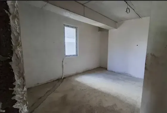 იყიდება 3 ოთახიანი ბინას 81მ² 3/12 სართ თბილისი