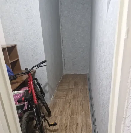 იყიდება 2 ოთახიანი ბინას 67მ² 13/16 სართ თბილისი