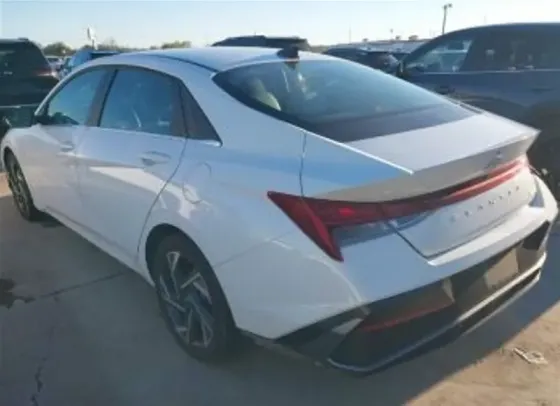 Hyundai Elantra 2025 თბილისი