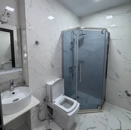 ქირავდება 1 ოთახიანი ბინა 28მ² 13/23 სართ ბათუმი