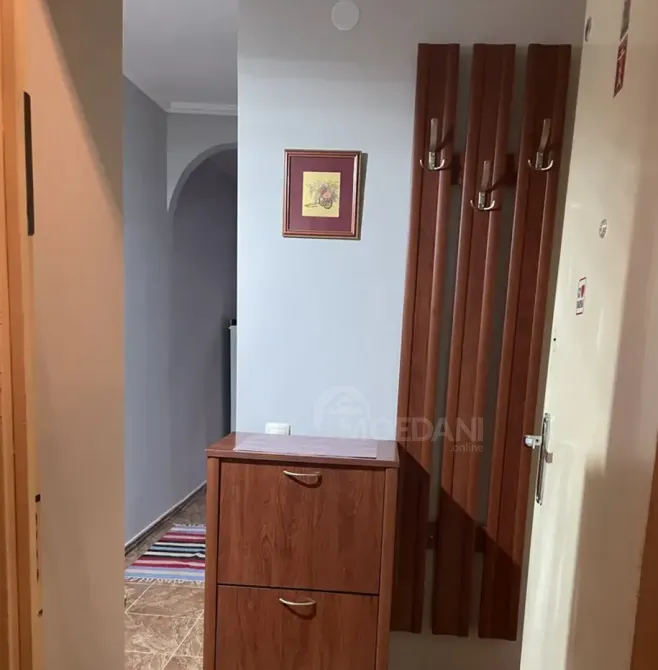 ქირავდება 1 ოთახიანი ბინა 35მ² 3/8 სართ თბილისი - photo 1