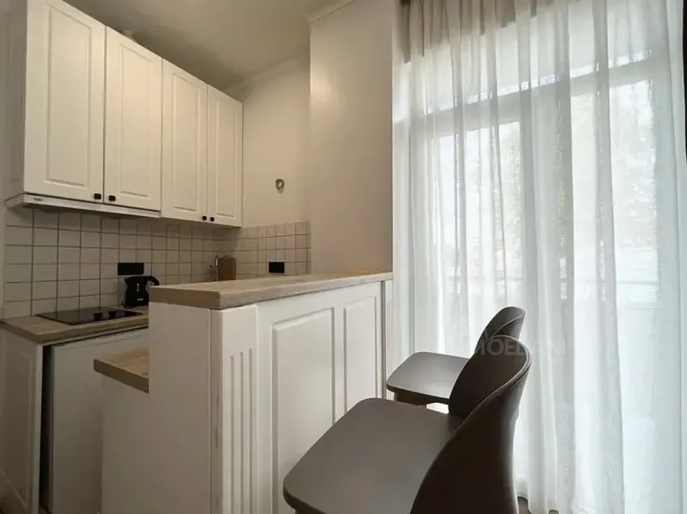 Apartments For Rent one-room 30м² 3/9 floor Batumi - photo 5