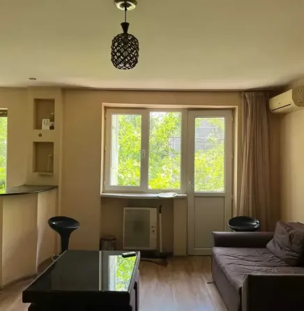 Сдам 1-комн. квартиру 32м² 2/4 эт. Тбилиси