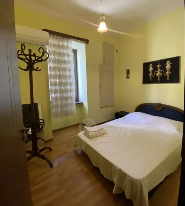 ქირავდება 2 ოთახიანი ბინა 35მ² 2/3 სართ თბილისი - photo 1