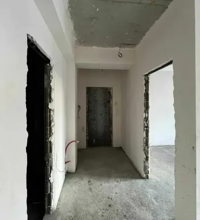 იყიდება 2 ოთახიანი ბინას 55მ² 4/4 სართ თბილისი