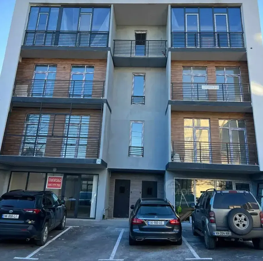 Продам 2-комн. квартиру 55м² 4/4 эт. Тбилиси - изображение 1