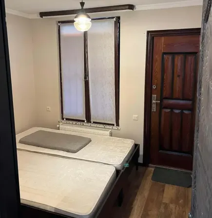 Apartments For Rent two-room 35м² 1/1 floor Tbilisi