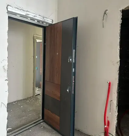 იყიდება 2 ოთახიანი ბინას 55მ² 8/12 სართ თბილისი