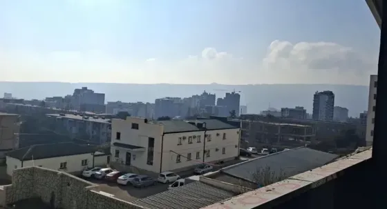 იყიდება 2 ოთახიანი ბინას 62400მ² 3/18 სართ თბილისი