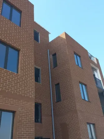 იყიდება 3 ოთახიანი ბინას 59.6მ² 3/6 სართ თბილისი