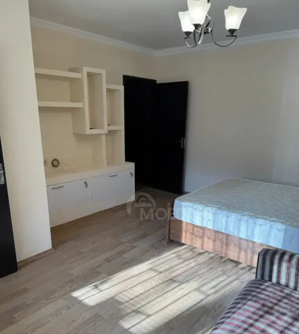 Сдам 1-комн. квартиру 30м² 1/5 эт. Тбилиси - изображение 2