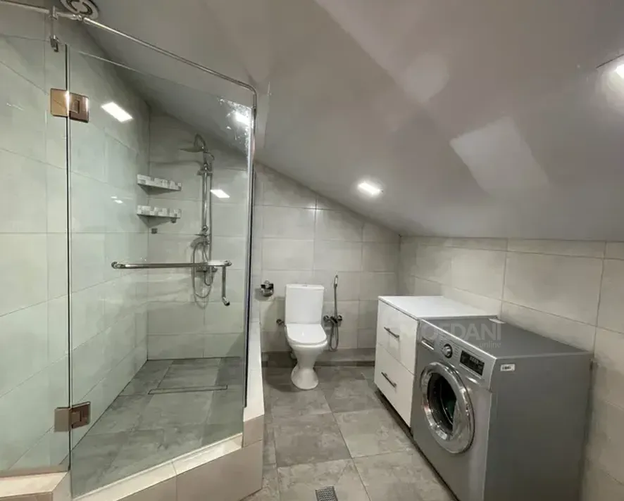 Сдам 4-комн. квартиру 165м² 4/4 эт. Тбилиси - изображение 13