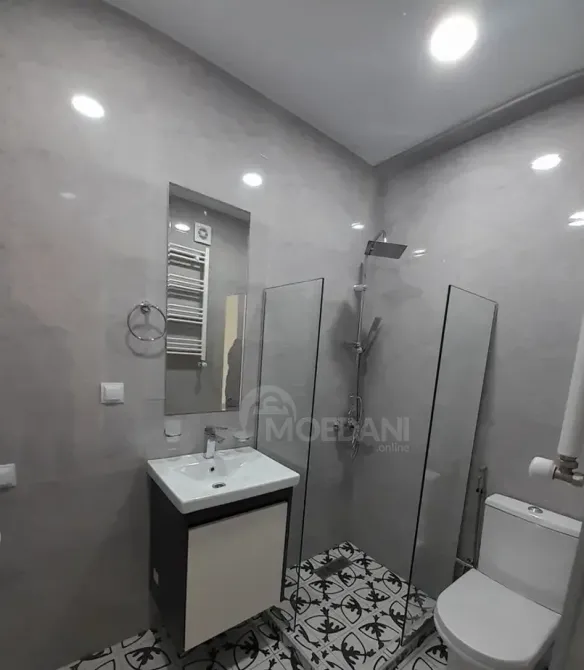 იყიდება 2 ოთახიანი ბინას 31მ² 10/14 სართ თბილისი - photo 6