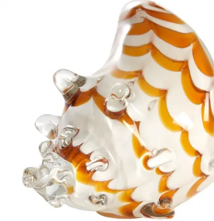 Белая стеклянная декоративная фигурка Тбилиси