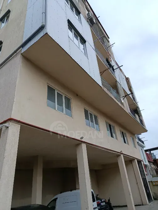 Продам 6-комн. квартиру 300м² 9/9 эт. Батуми - изображение 1