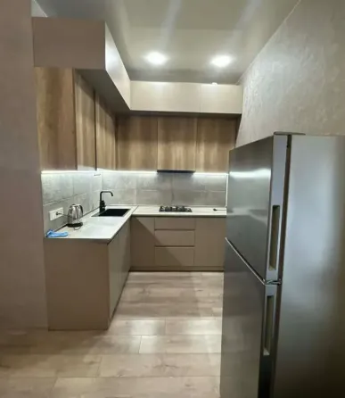 Сдам 2-комн. квартиру 70м² 4/8 эт. Тбилиси