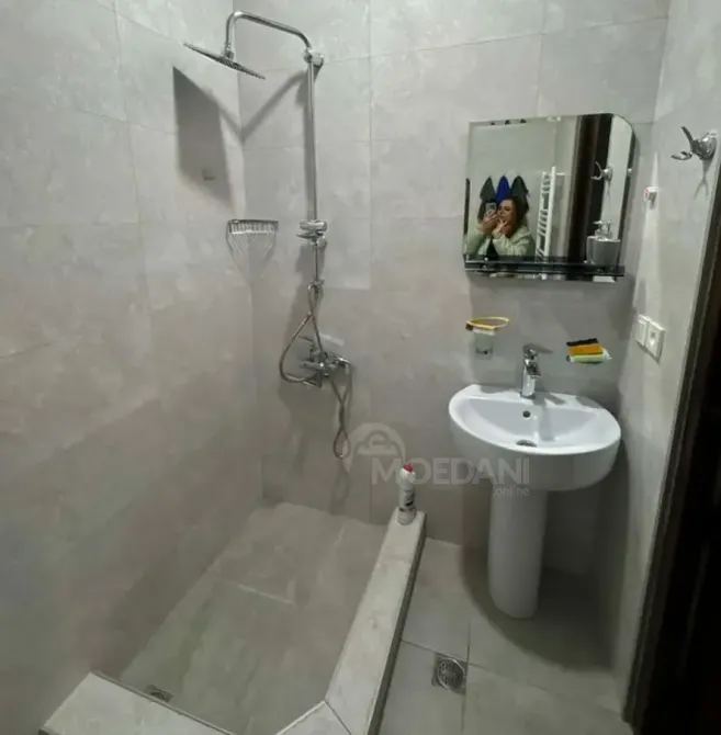 Сдам 2-комн. квартиру 70м² 4/8 эт. Тбилиси - изображение 6