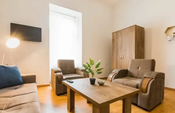 Сдам 2-комн. квартиру 43м² 2/3 эт. Тбилиси