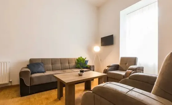 Сдам 2-комн. квартиру 43м² 2/3 эт. Тбилиси