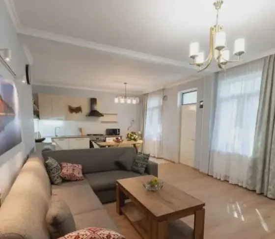 Сдам 3-комн. квартиру 100м² 2/2 эт. Тбилиси