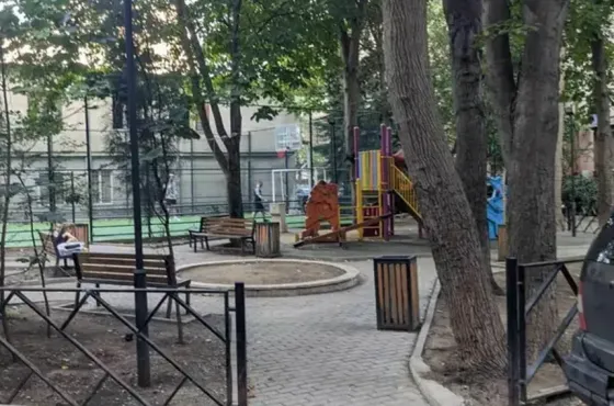 Сдам 2-комн. квартиру 80м² 3/5 эт. Тбилиси