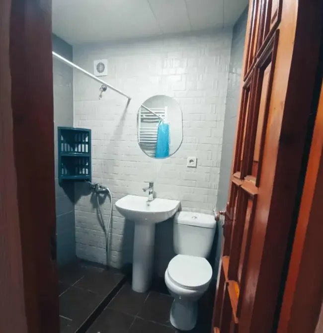 Apartments For Rent two-room 80м² 3/5 floor Tbilisi - photo 11