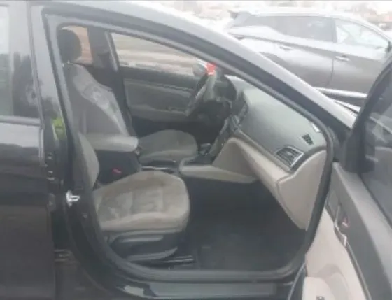 Hyundai Elantra 2018 Тбилиси