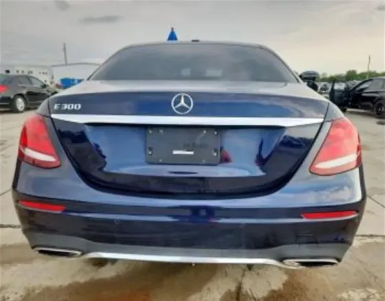 Mercedes E 2L 2019 თბილისი