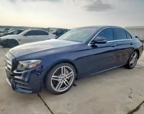 Mercedes E 2L 2019 თბილისი