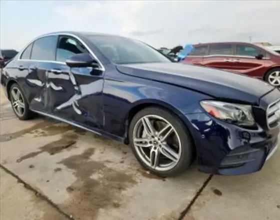 Mercedes E 2L 2019 თბილისი