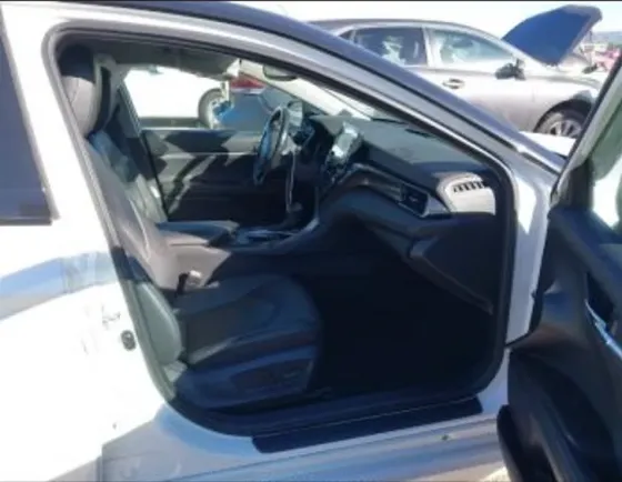 Toyota Camry 2.5L 2022 Тбилиси