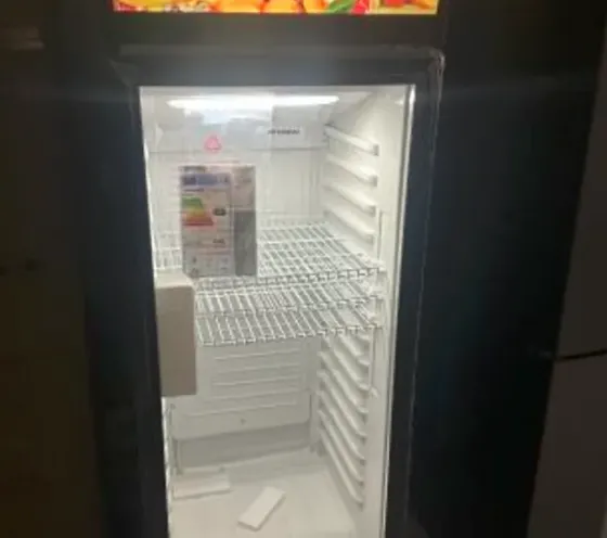 Промышленный холодильник/прилавок Тбилиси